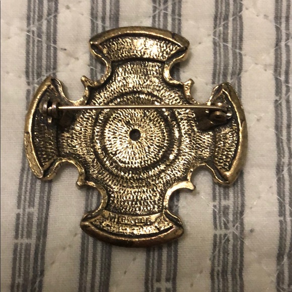 Vintage Miracle Celtic Cross Brooch - Picture 4 of 7